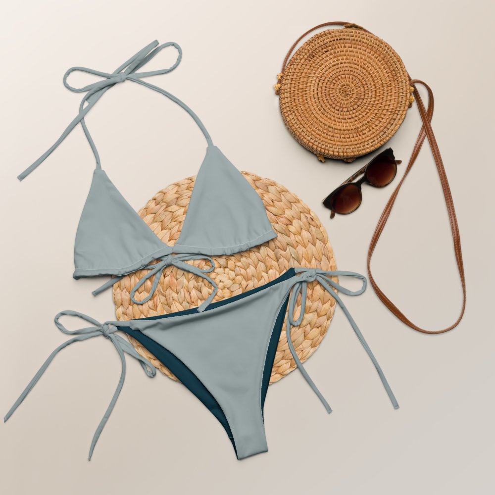 Aschgraues, recyceltes String-Bikini-Set, umweltfreundlicher Triangel-Bikini, doppellagiger, umweltfreundlicher UPF 50+-Bikini