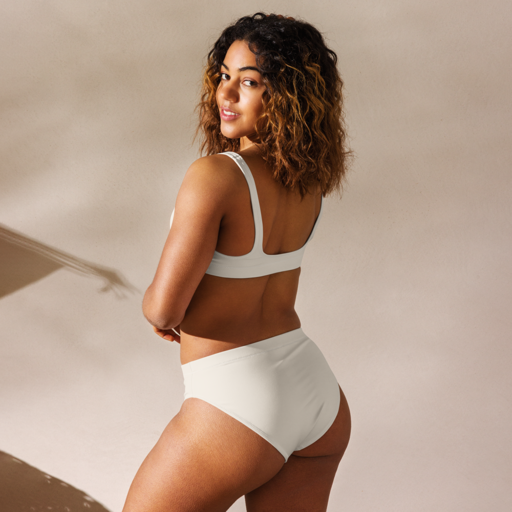 Alabaster creme, beige Ensemble bikini taille haute recyclé